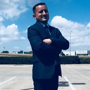 Meet your Posher, Benjamin